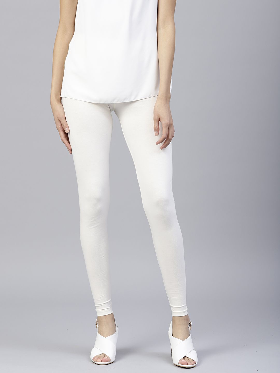 Off White Solid Cotton Lycra Leggings