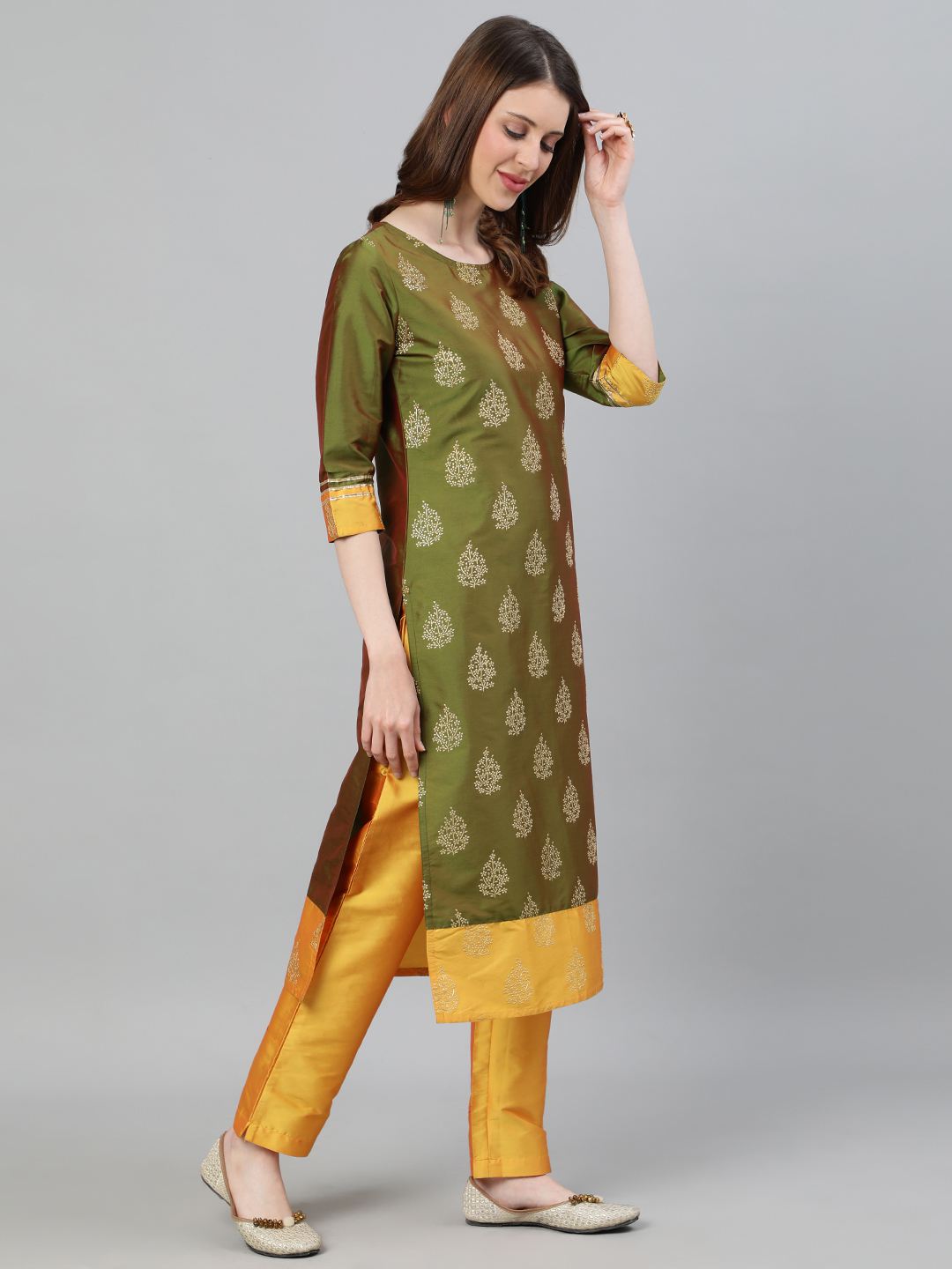 Olive Printed Straight Silk Blend Kurta With Pants And Dupatta