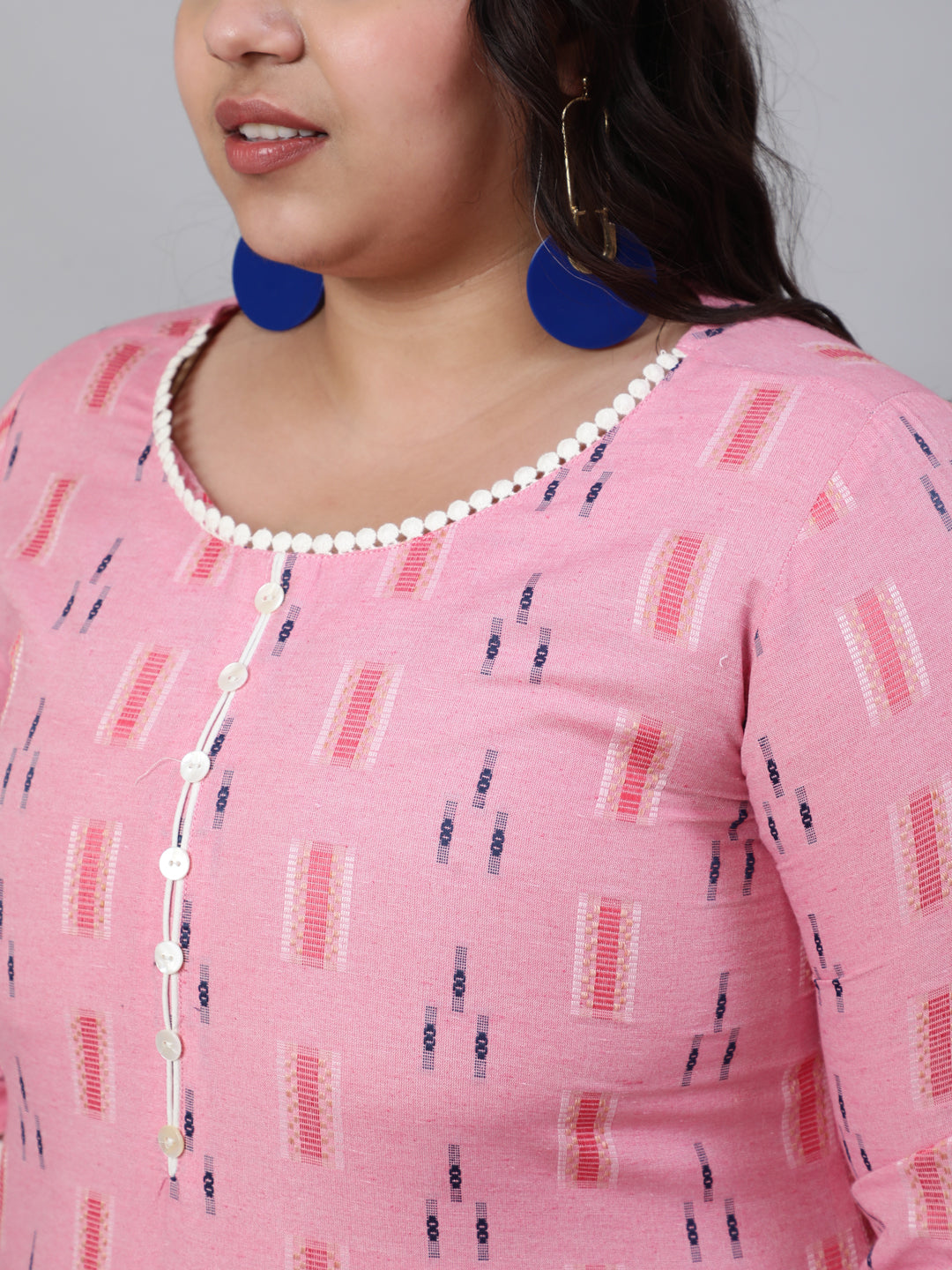 Pink Plus Size Self-Weaved Straight Kurta With Lace Detail