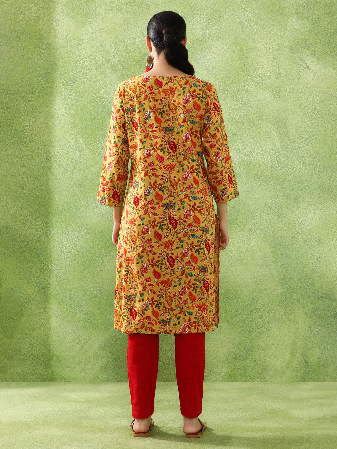 Floral Printed Straight Kurta