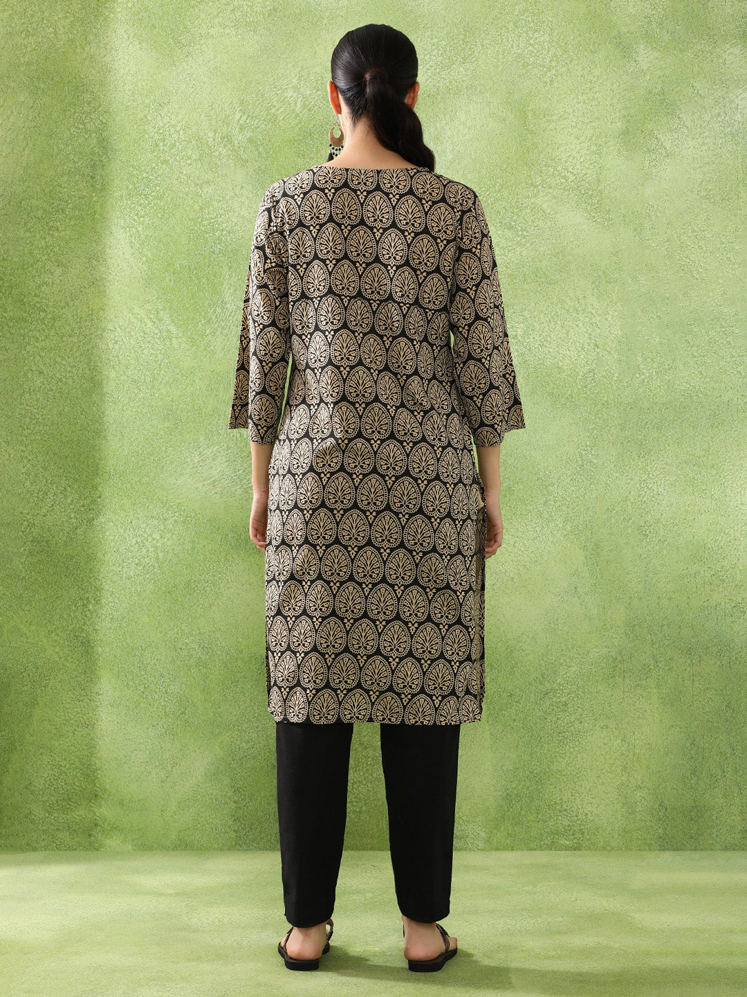 Floral Printed Straight Kurta