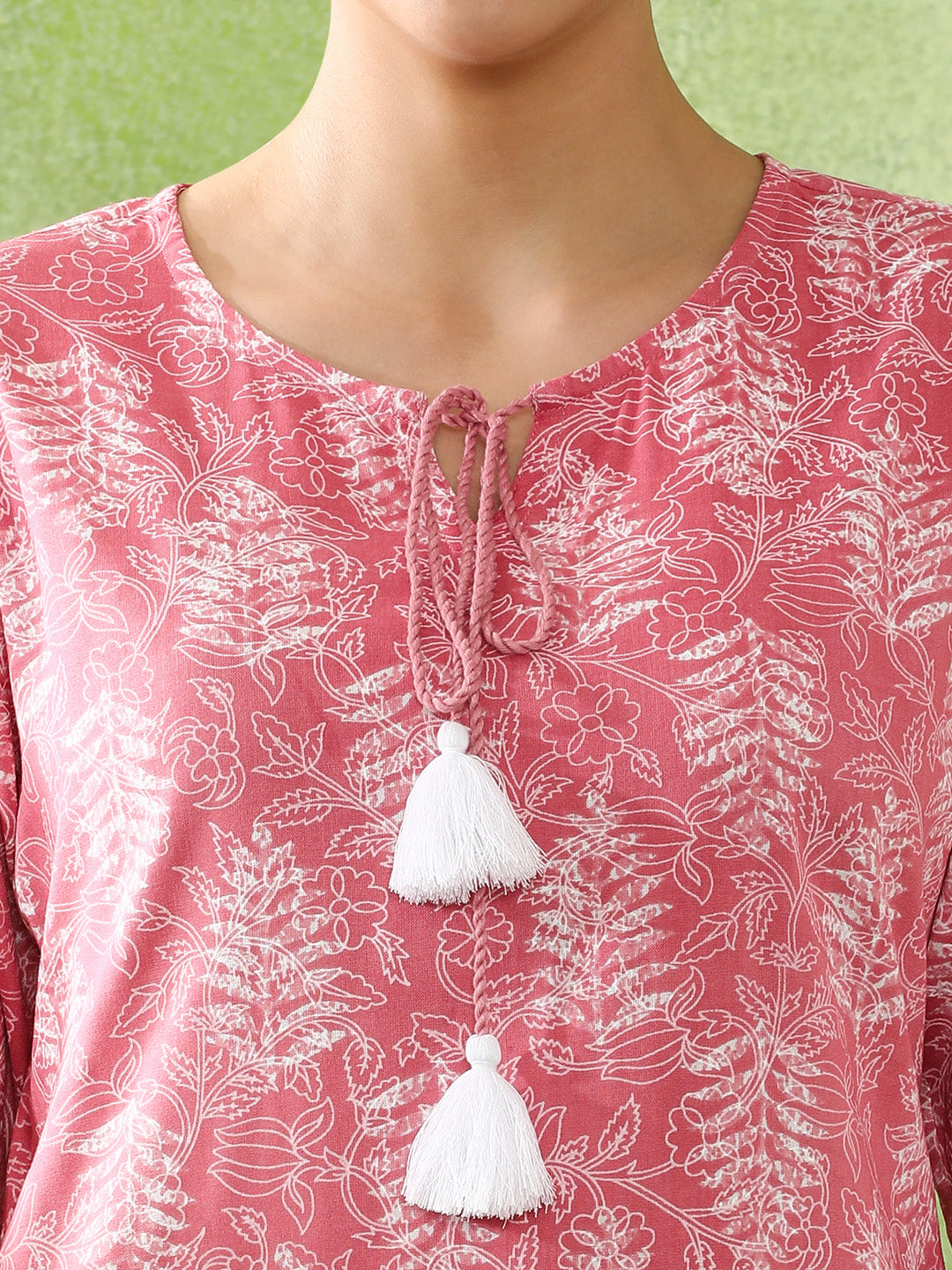 Floral Embroidered Straight Kurta