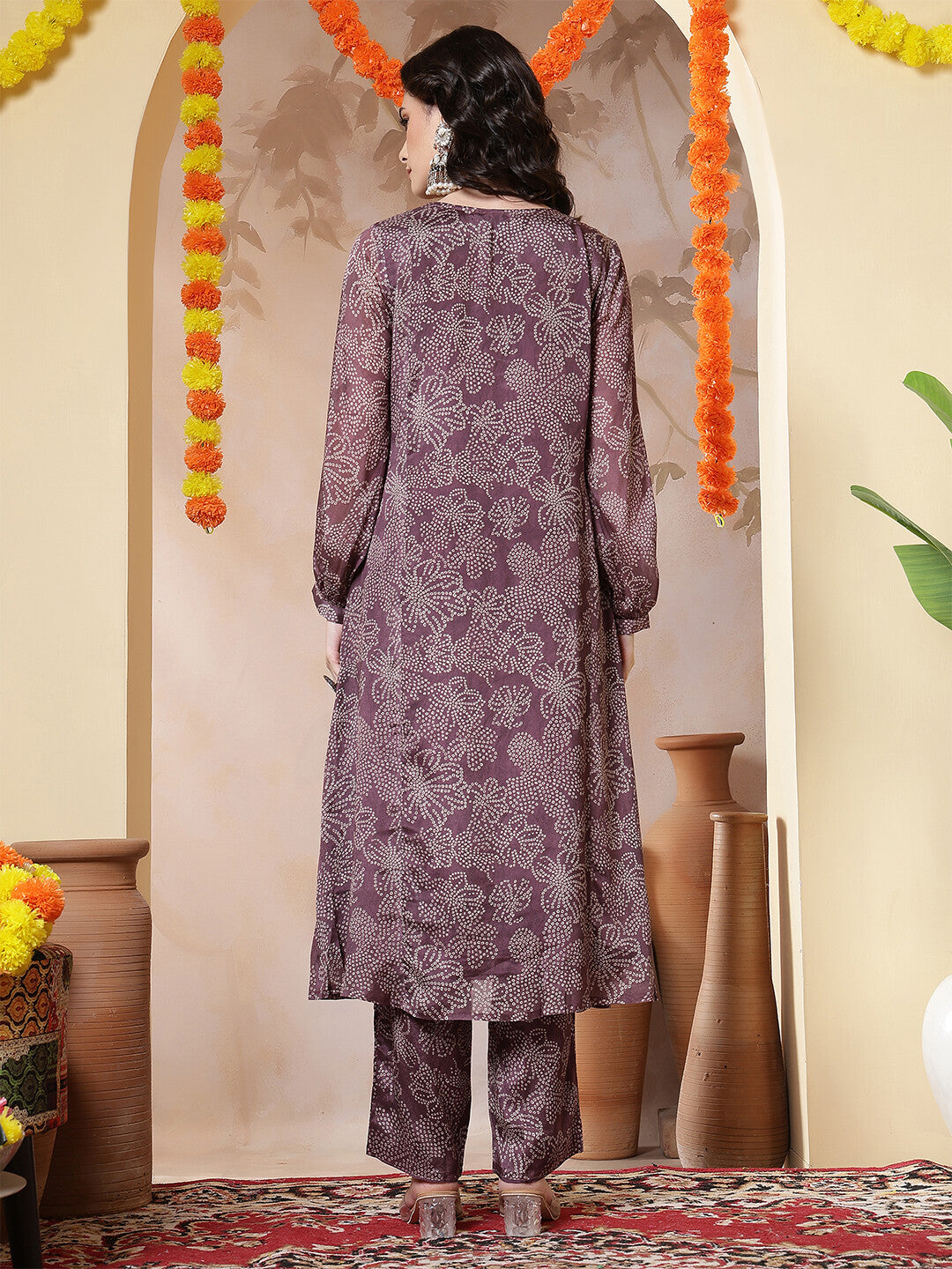Bandhani Embroidered Straight Kurta & Trousers Sets