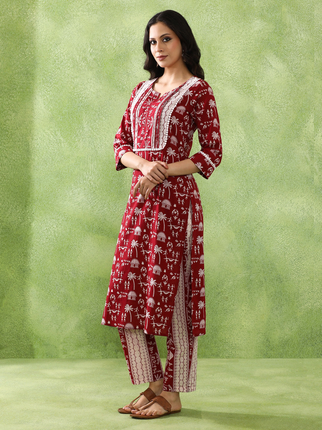 Floral Embroidered Straight Pure Cotton Kurta & Trousers Sets