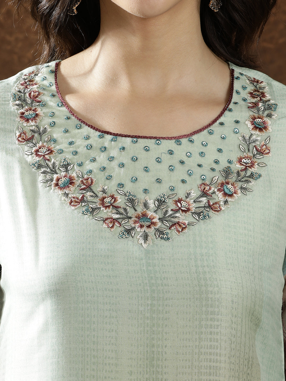 Floral Embroidered Straight Pure Cotton Kurta & Trousers Sets