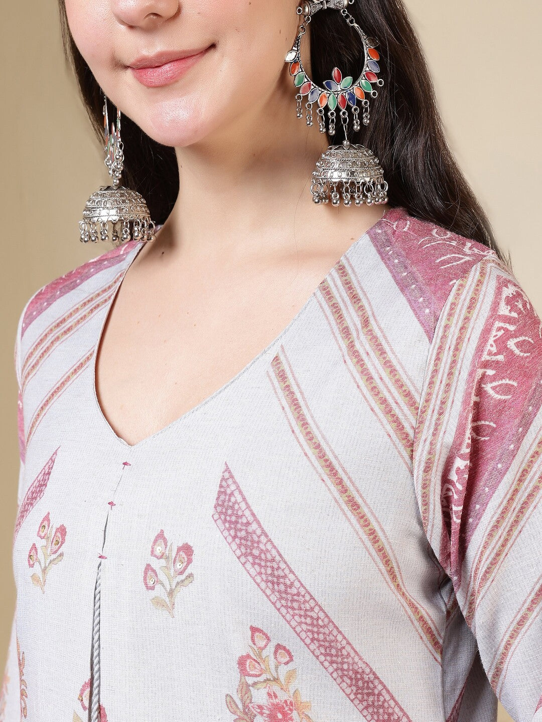 Floral Printed Straight Kurta & Trousers Sets