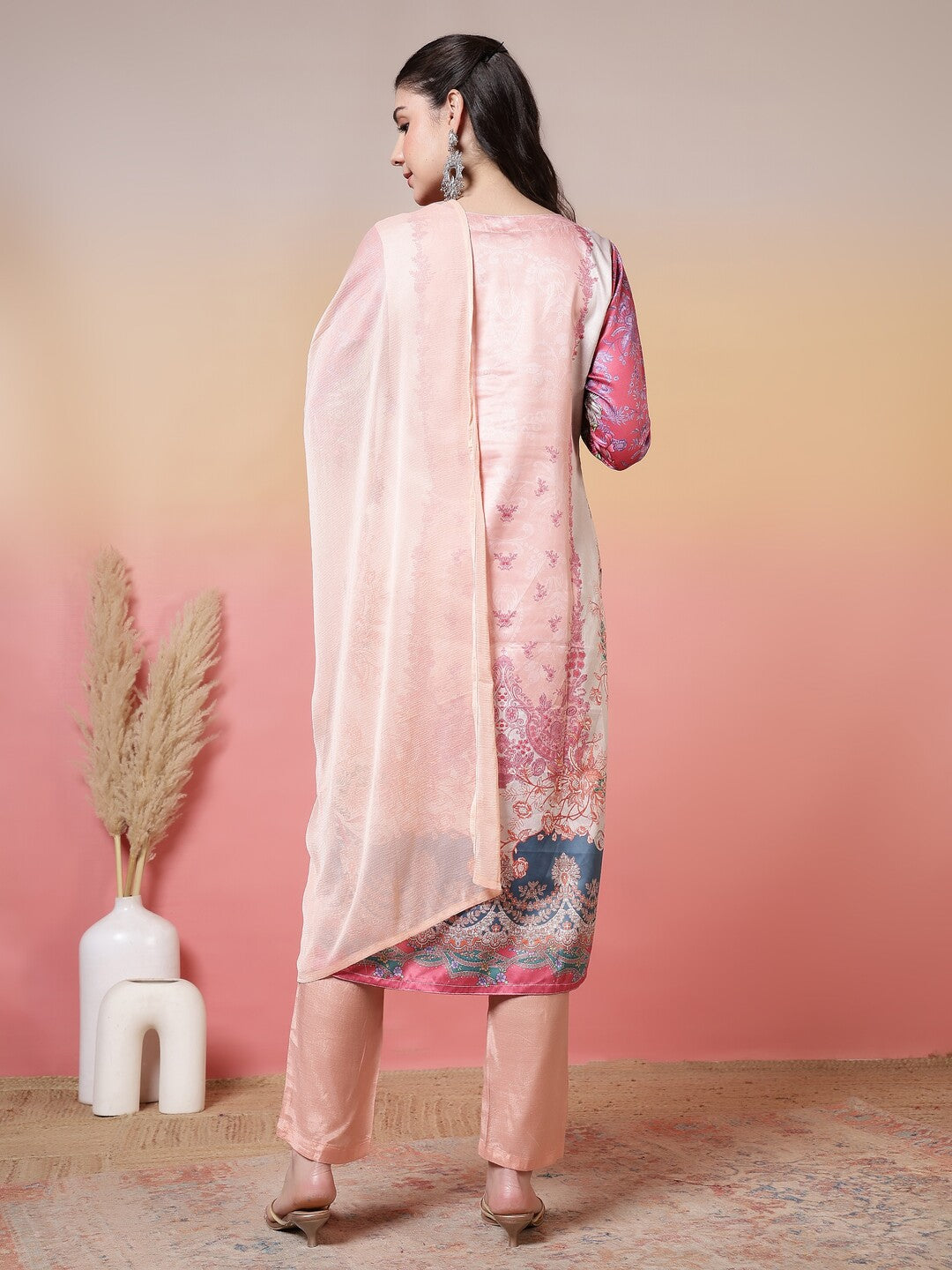 Floral Printed Straight Kurta & Trousers Sets