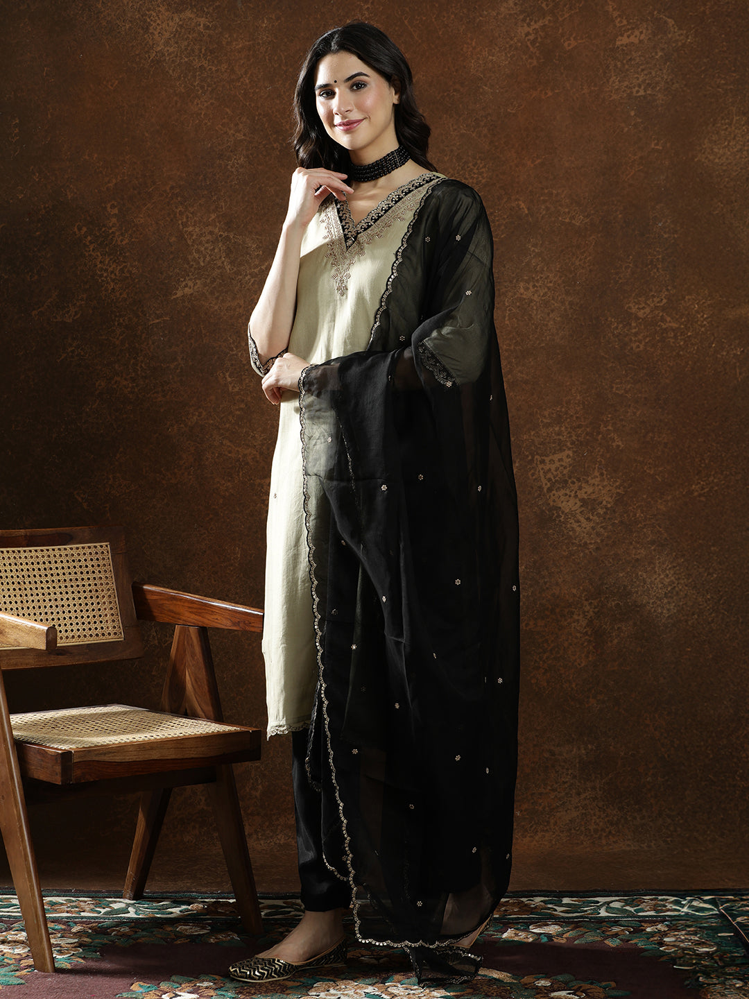 Floral Embroidered Straight Kurta & Trousers Sets