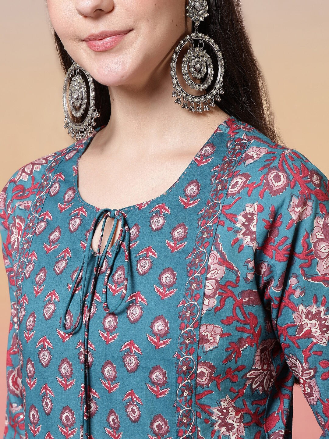 Floral Embroidered Straight Pure Cotton Kurta & Trousers Sets