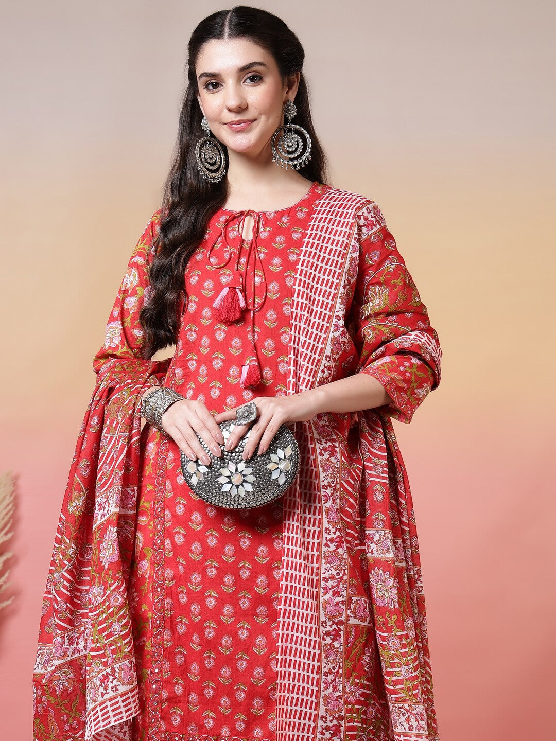 Floral Embroidered Straight Pure Cotton Kurta & Trousers Sets