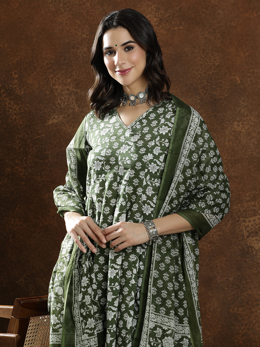 Floral Embroidered A-Line Pure Cotton Kurta & Trousers Sets