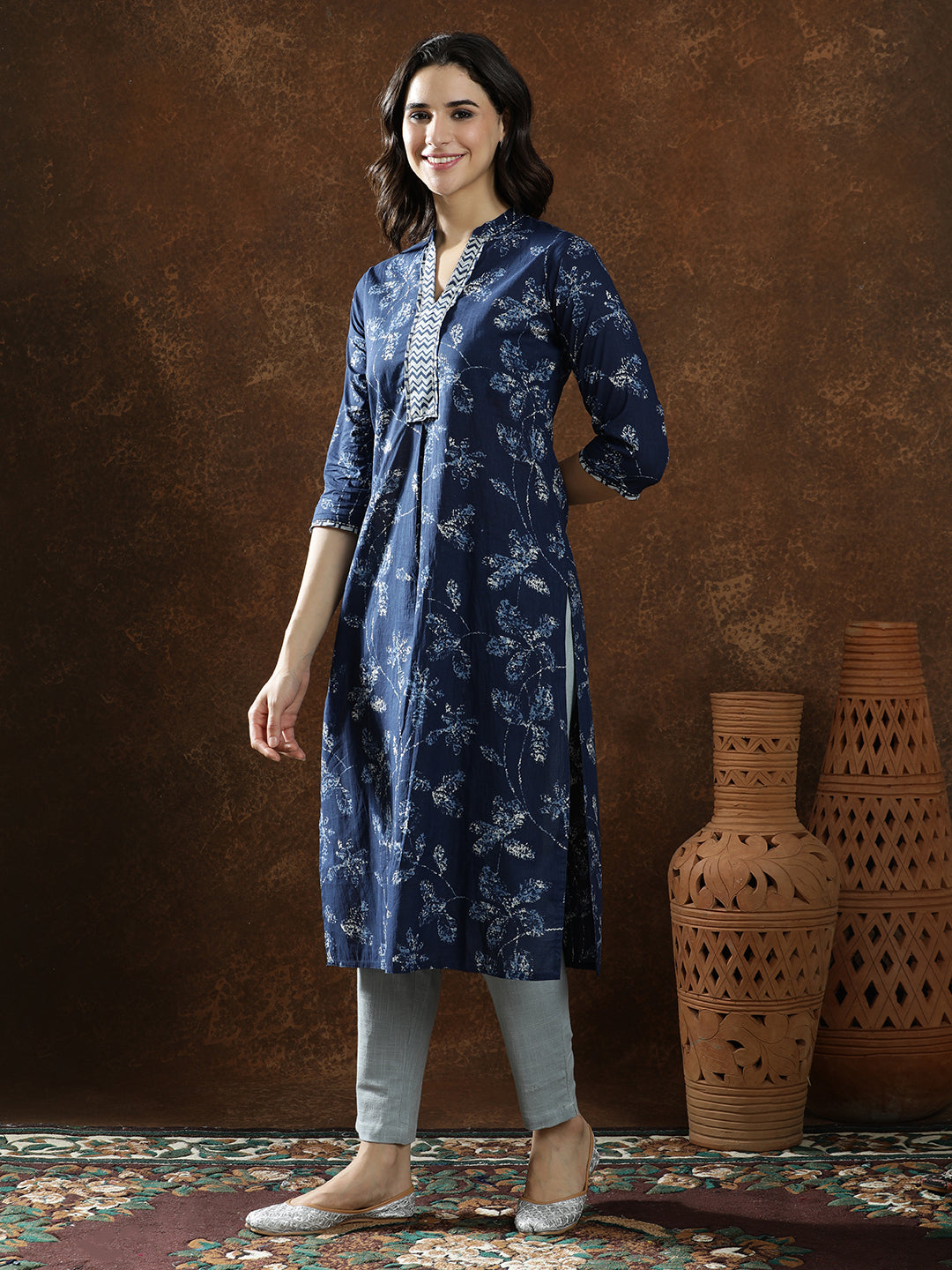 Floral Embroidered Straight Pure Cotton Kurta