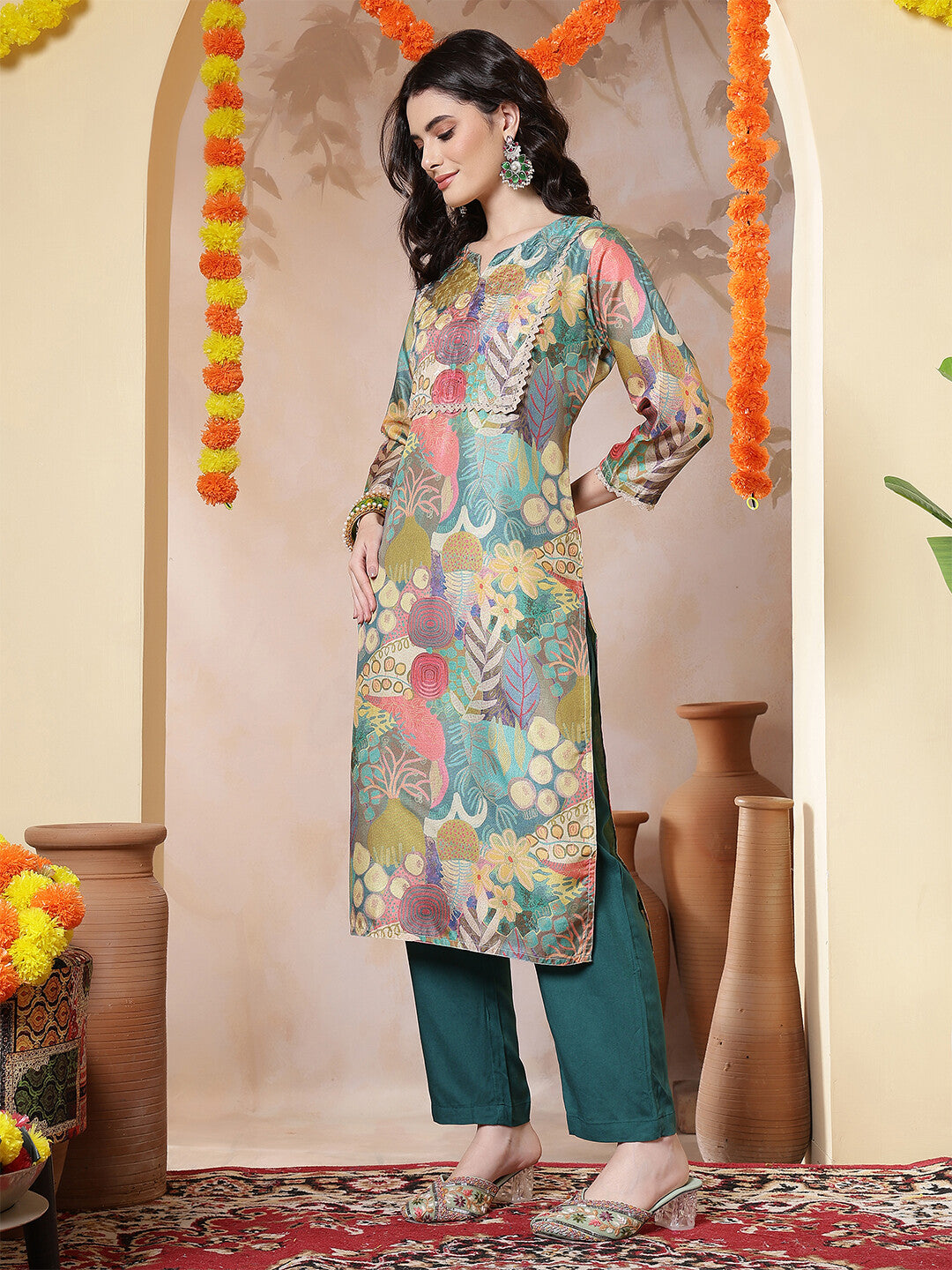 Floral Woven Design Straight Kurta