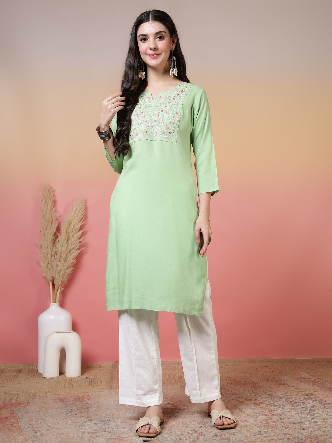 Solid Embroidered Straight Kurta