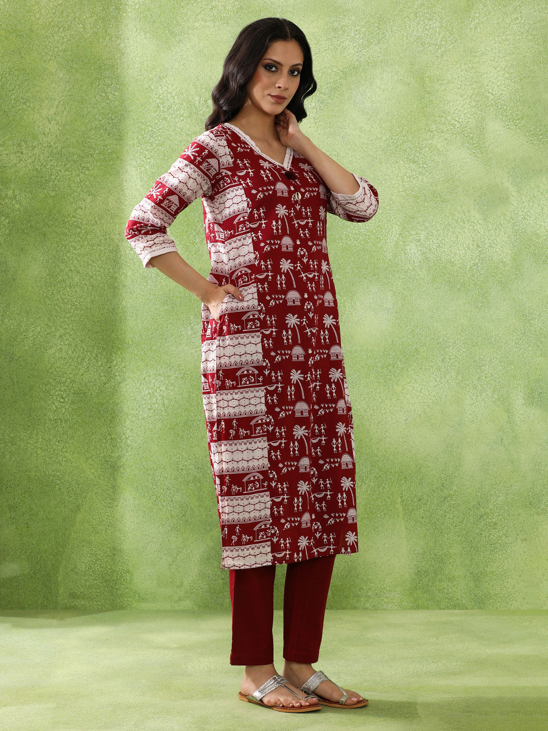 Floral Embroidered Straight Pure Cotton Kurta
