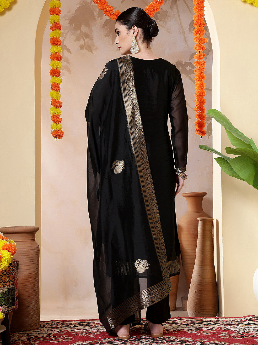 Floral Woven Design Straight Kurta & Trousers Sets