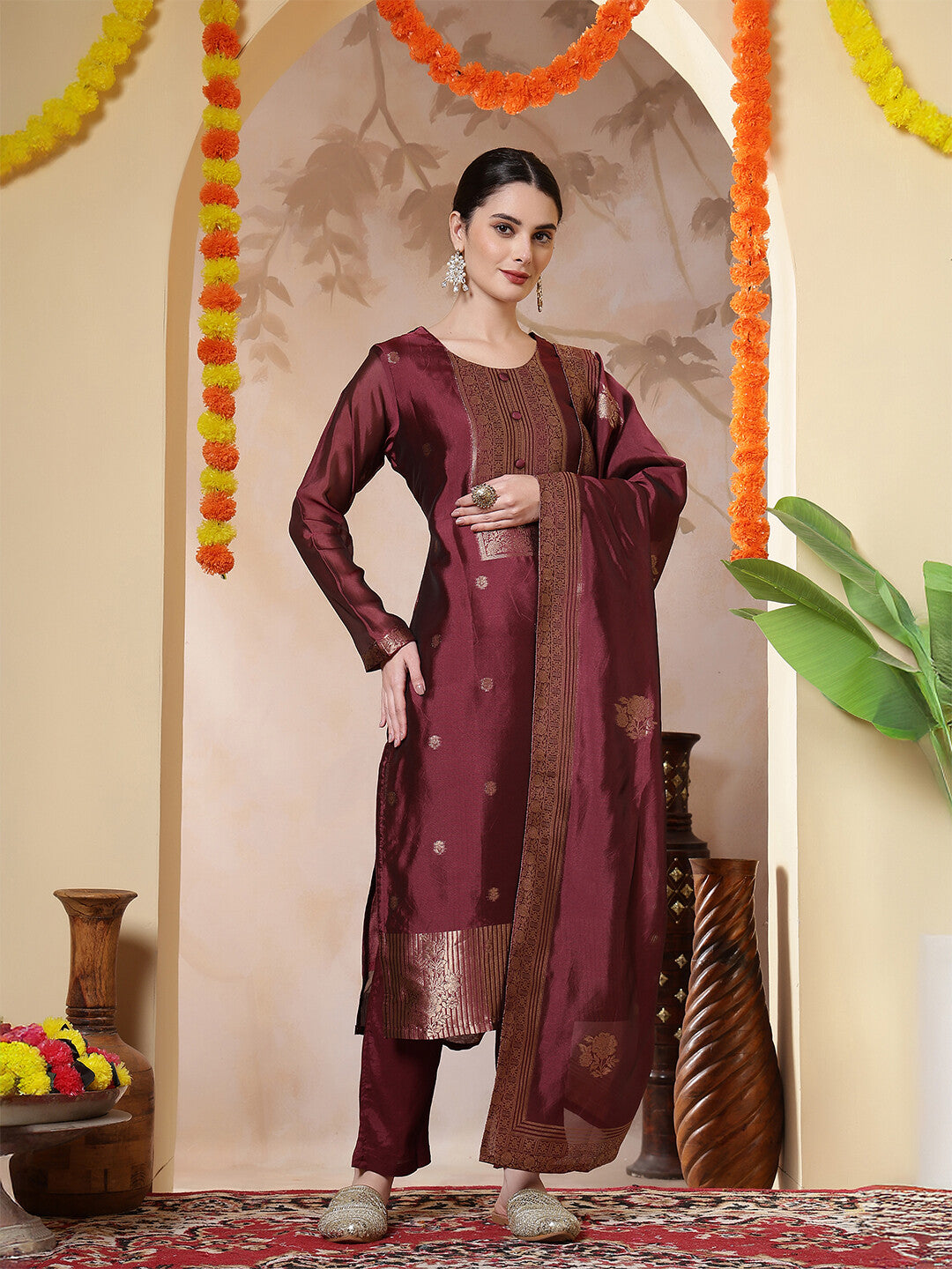 Floral Woven Design Straight Kurta & Trousers Sets