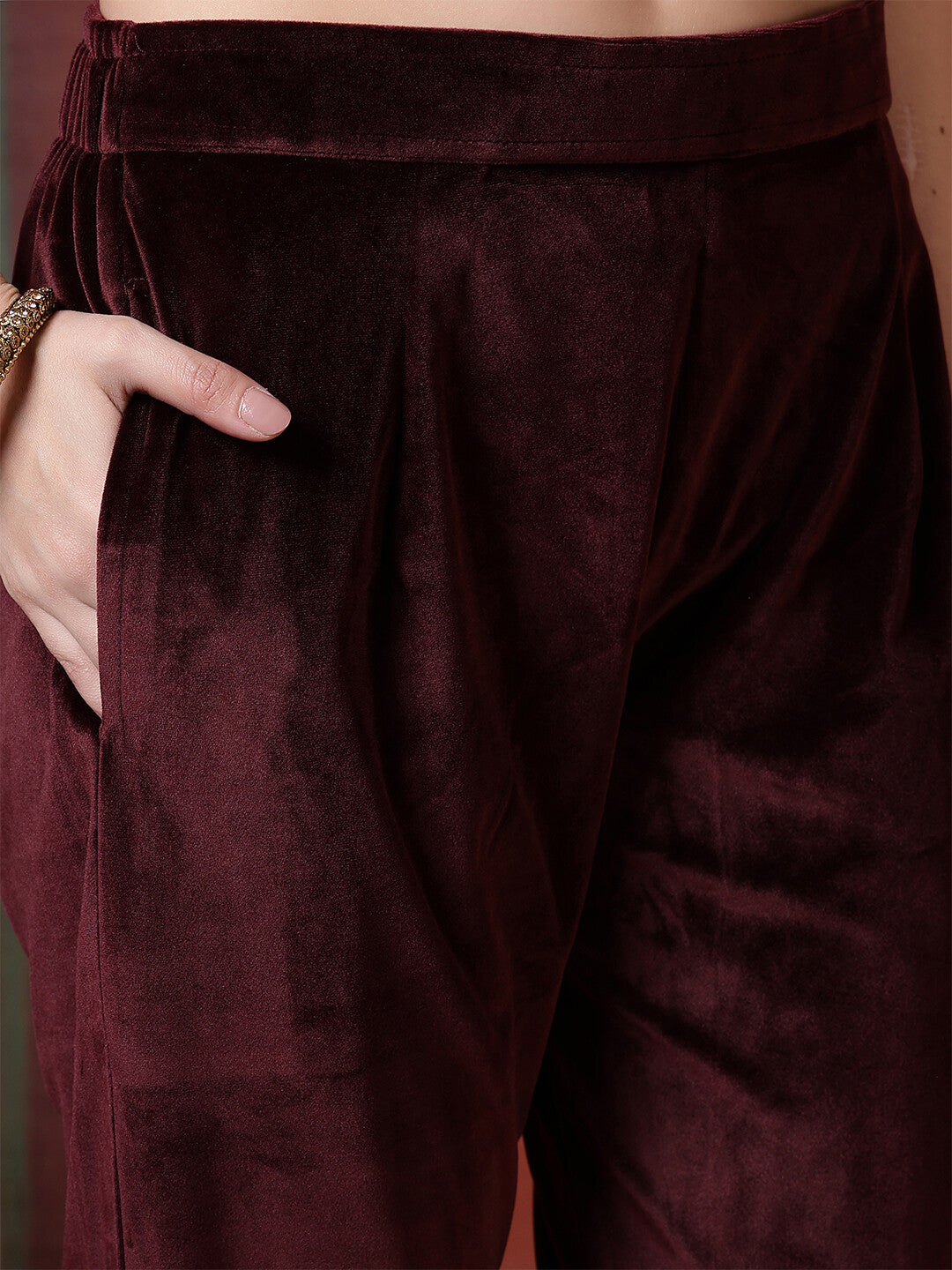 Floral Embroidered Straight Winter Wear Kurta & Trousers Sets