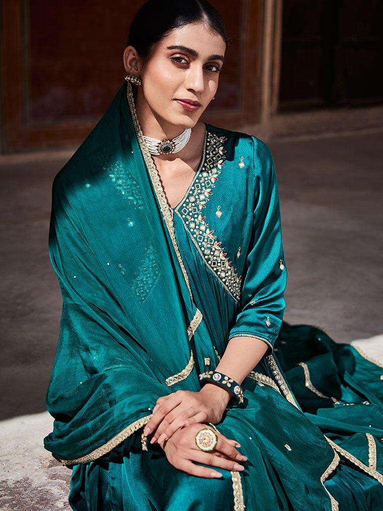 Rama Green Zardosi Embroidered Silk Long Kurta Paired With Embrodiered Organza Dupatta