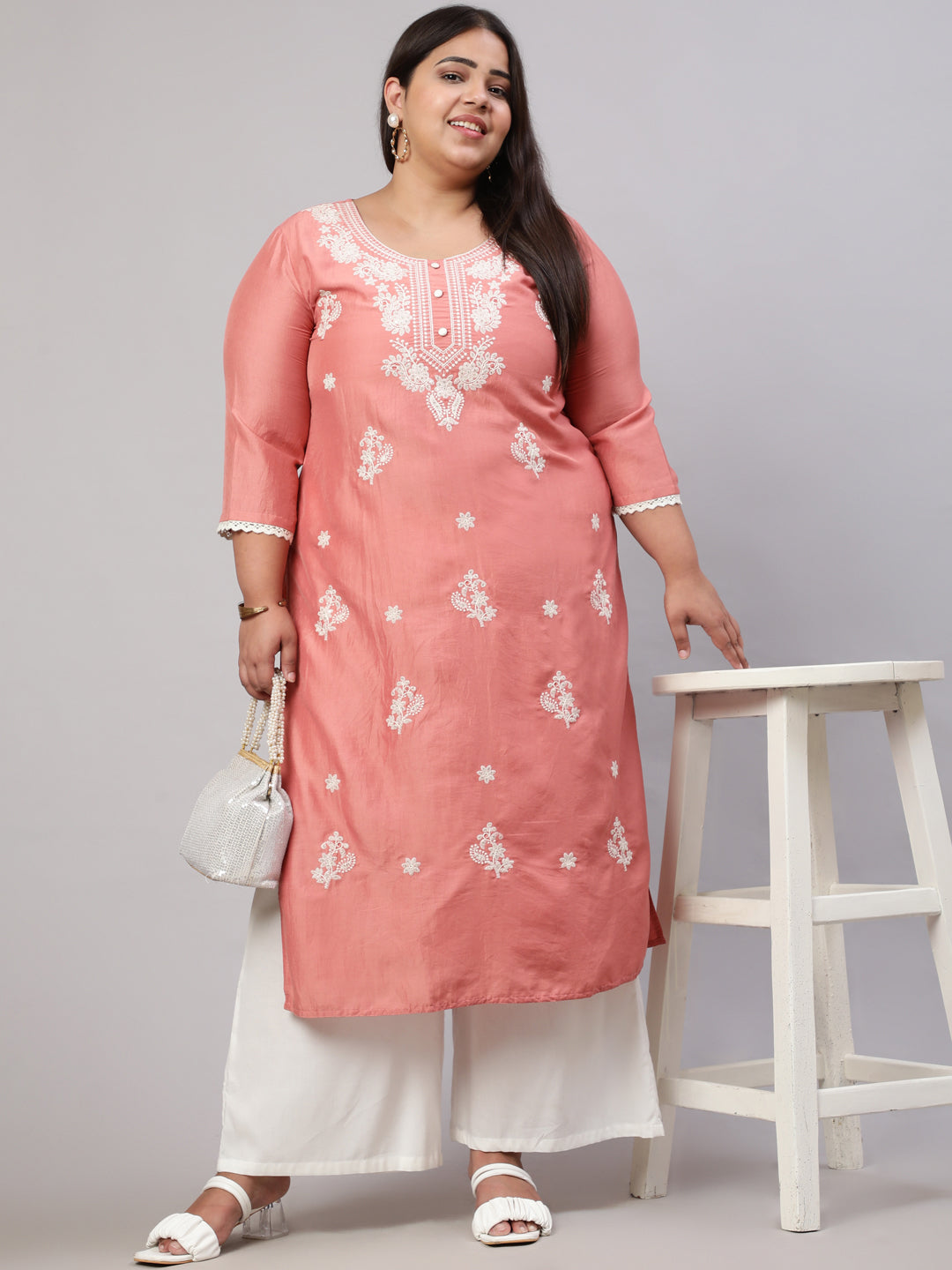 Buy Green Kurta Chanderi Embroidered Chikankari Thread Nargis Set For Women  by KARAJ JAIPUR Online at Aza Fashions.