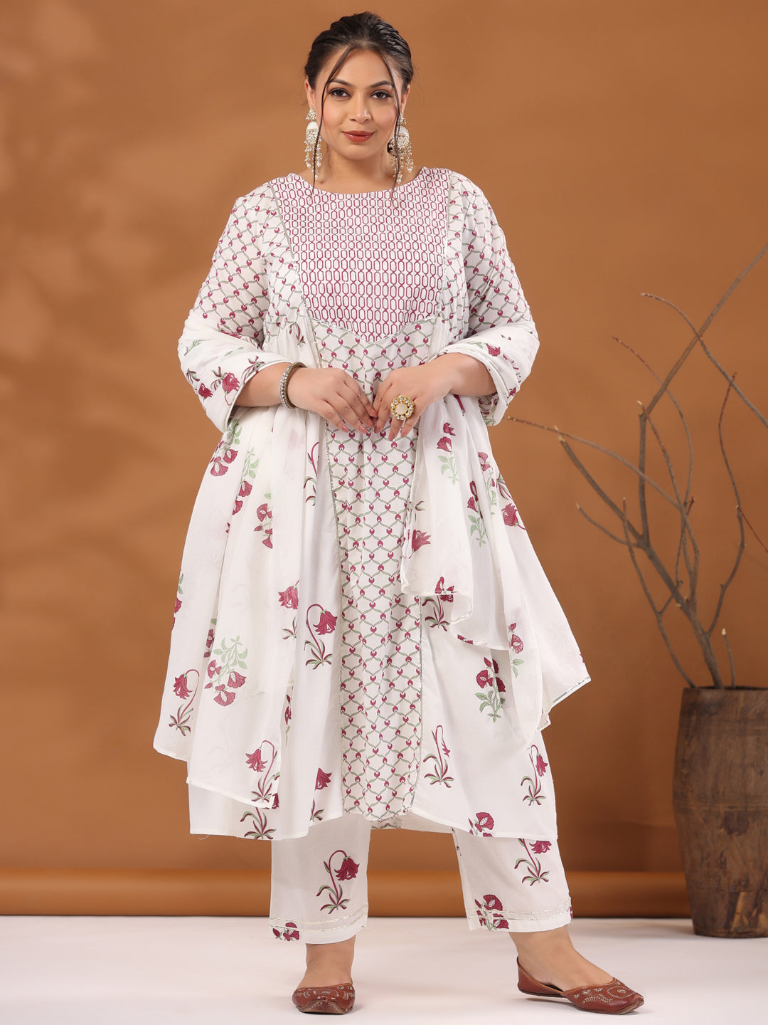 Plus Size White & Magenta Pink Ethnic Printed Flared Kurta With Pants & Dupatta