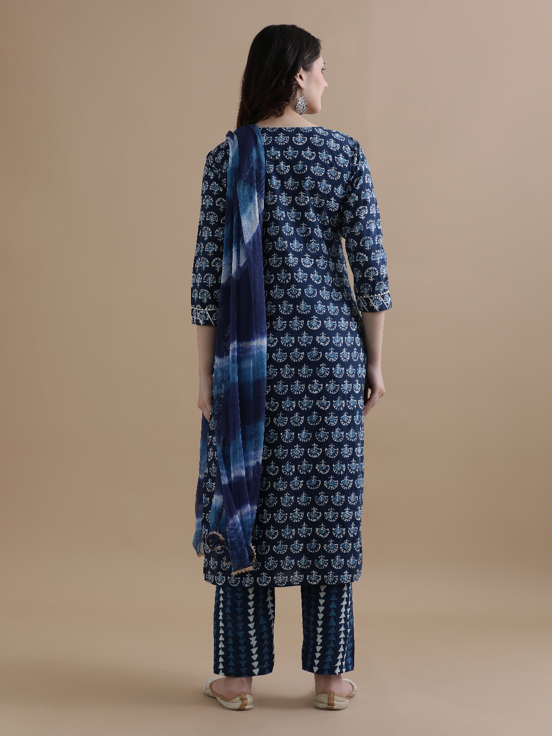 Floral Printed Thread Work Pure Cotton Navy Blue Kurta With Pant & Chiffon Dupatta