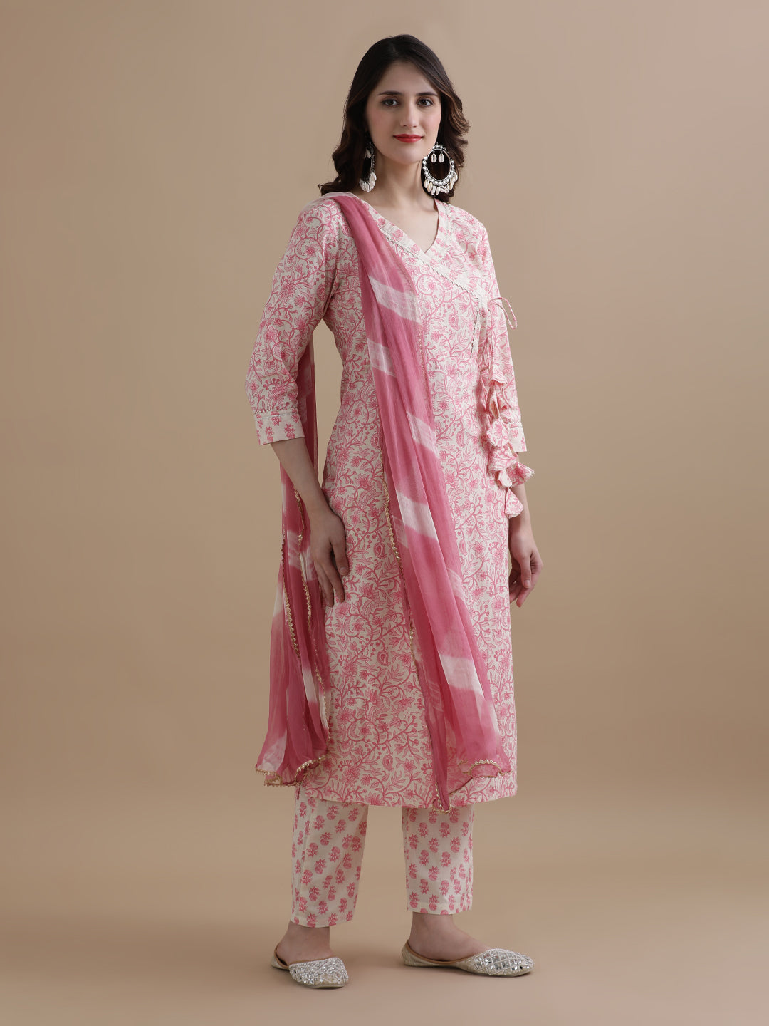 Off White Angrakha Style Floral Printed Gotta Patti Pure Cotton Kurta With Pant & Chiffon Dupatta