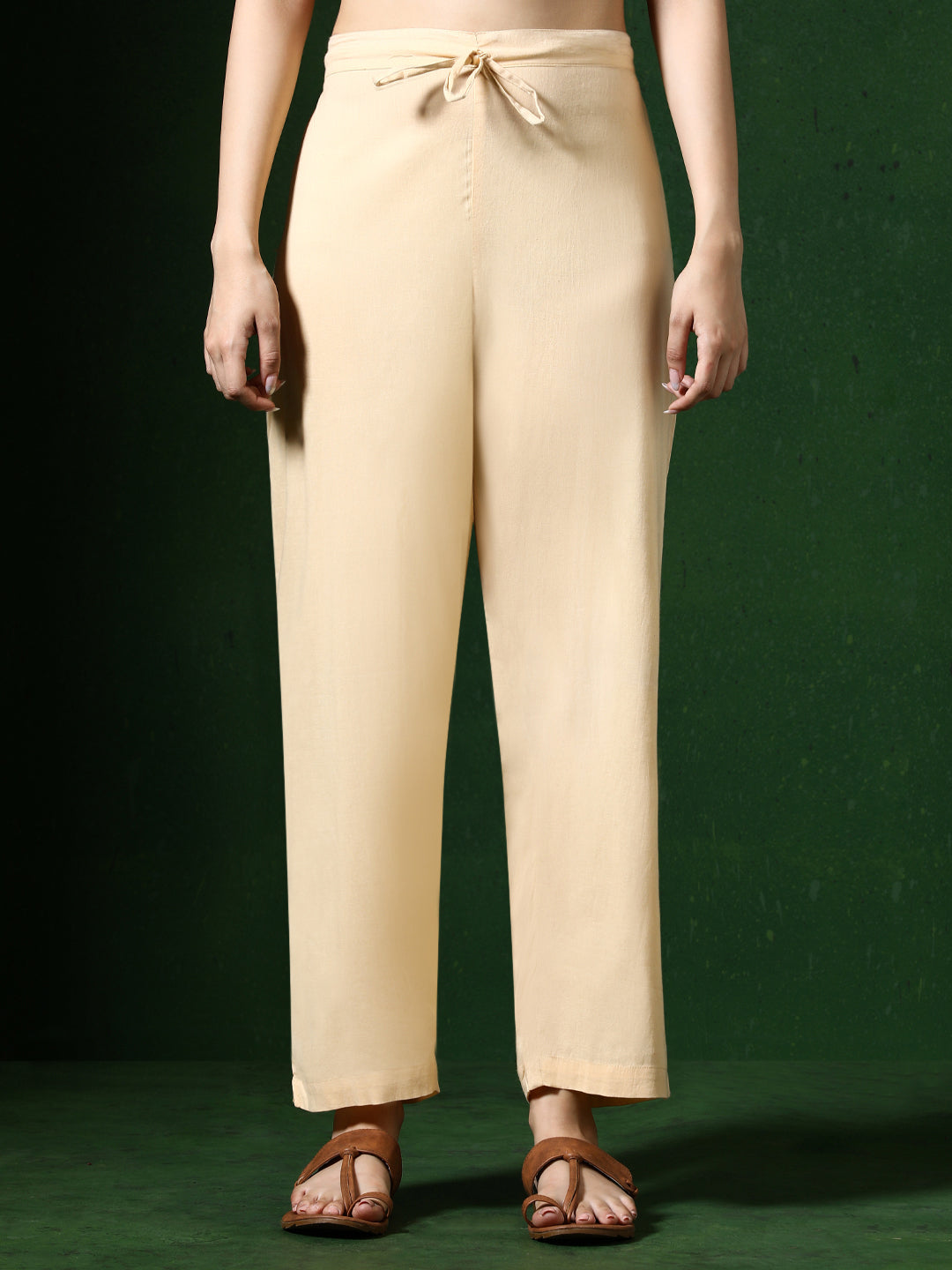 Floral Embroidered Straight Pure Cotton Kurta & Trousers Sets