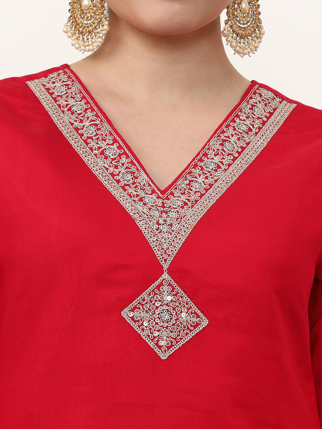 Embroidered Ethnic Motifs Kurta Sets With Dupatta