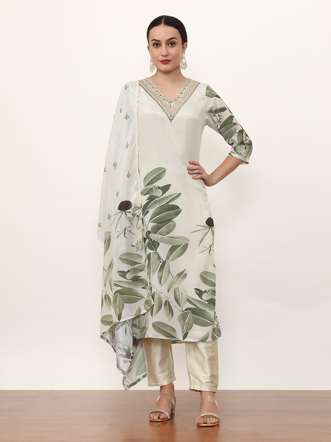 Embroidered Ethnic Motifs Kurta Sets With Dupatta