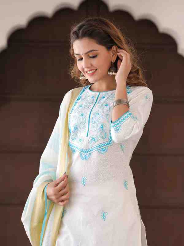 White Heavy Embroidered Kurta With Pants & Weaved Dupatta