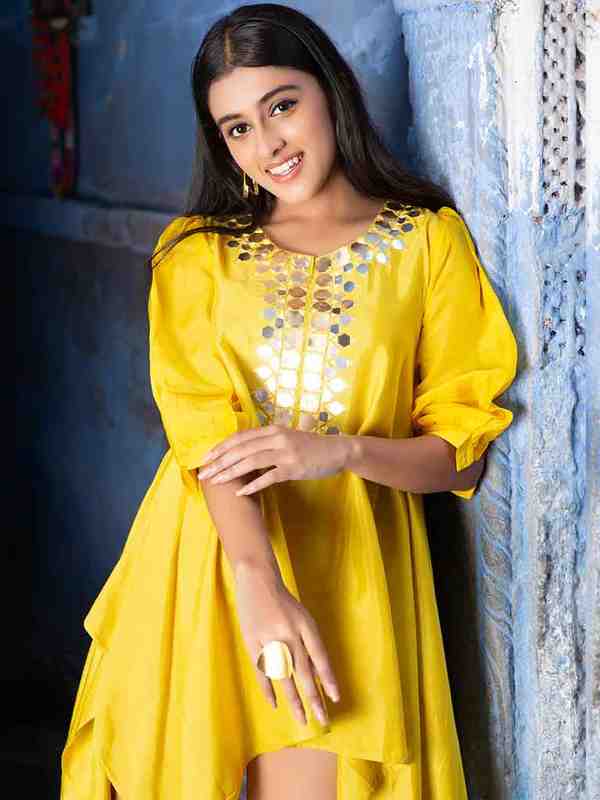 Yellow Hankerchief Top With Mirror Work