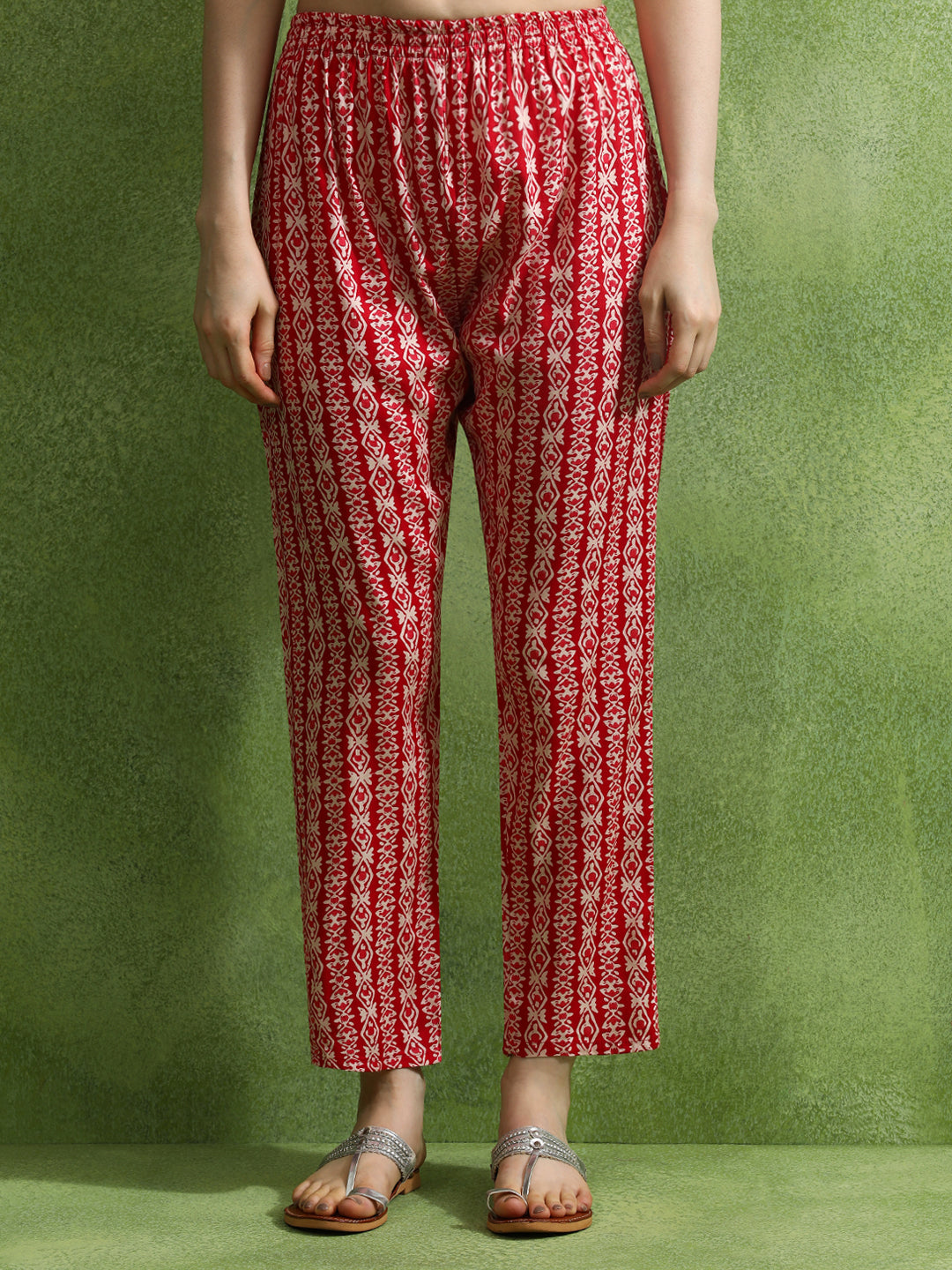 Floral Printed Straight Kurta & Trousers Sets