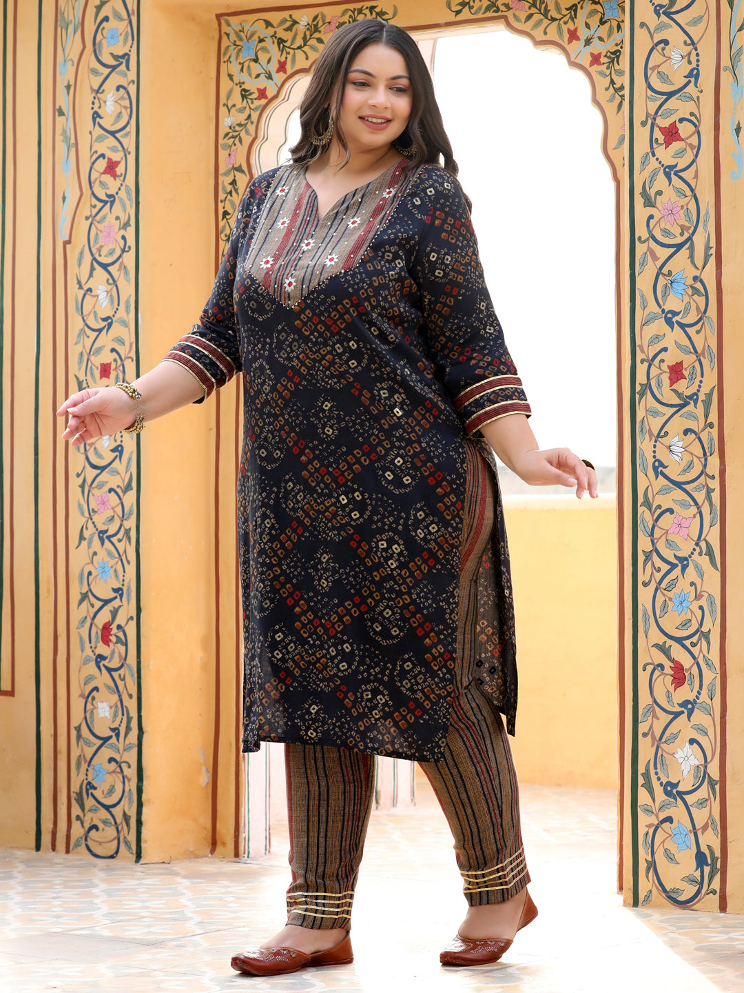 Black Printed Kurta With Pants