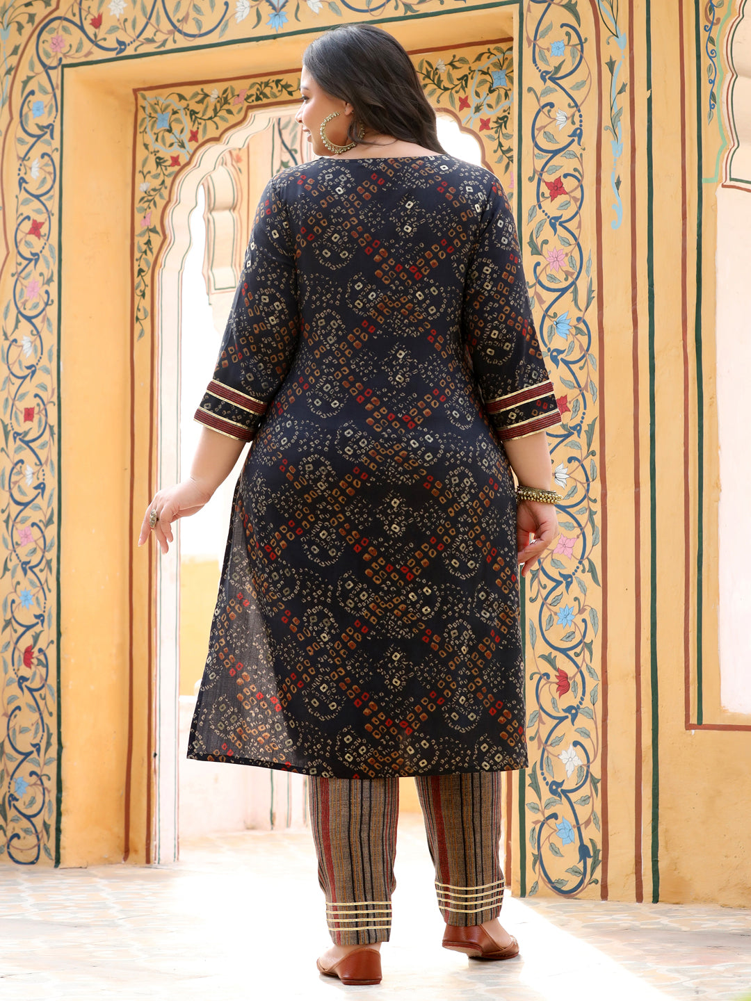 Black Printed Kurta With Pants