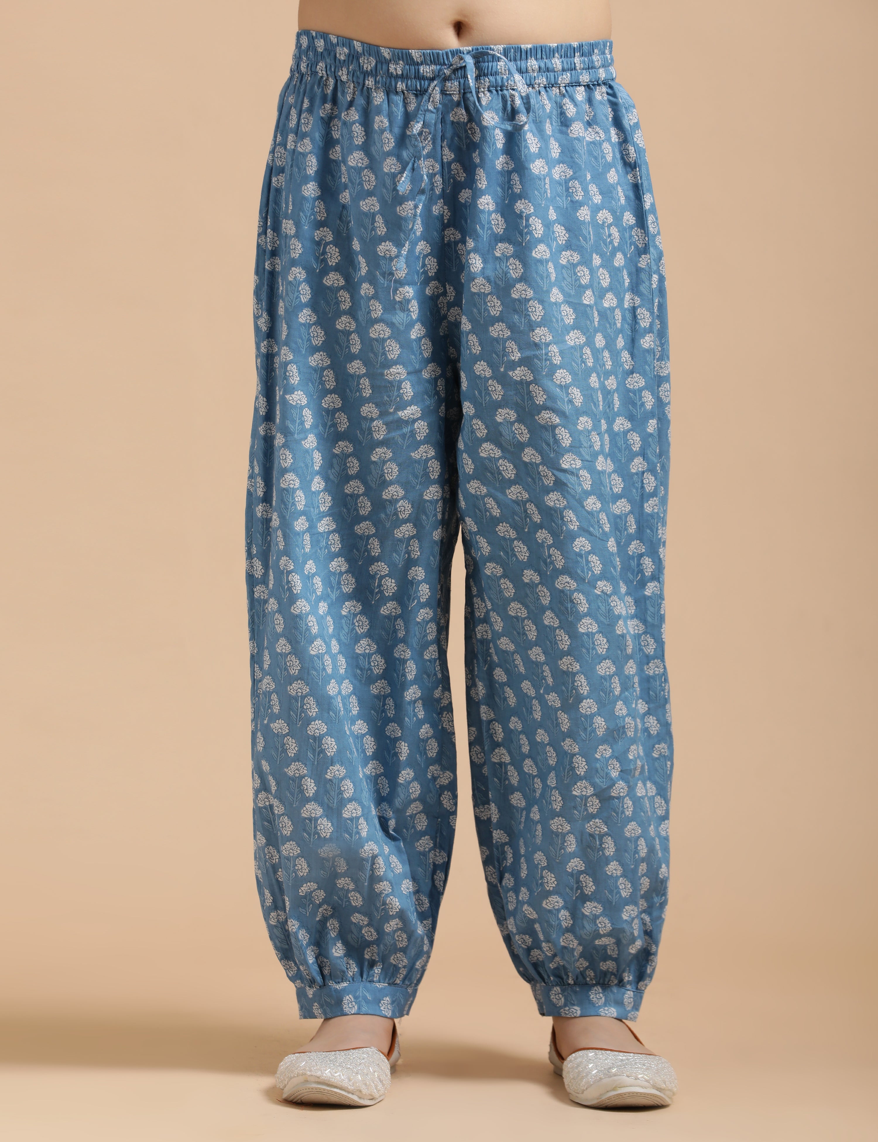 Girls Pure Cotton Floral Embroidered Anarkali Kurta With Salwar