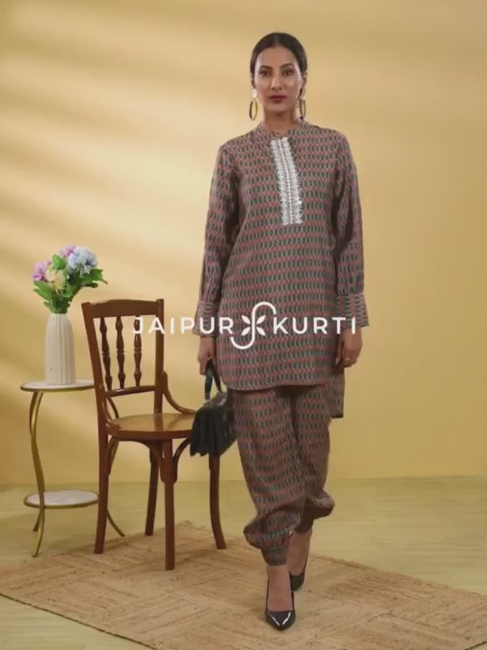 Buy Jaipur Kurti Pink Self Design Short Kurta with Pants (Set of 2) online
