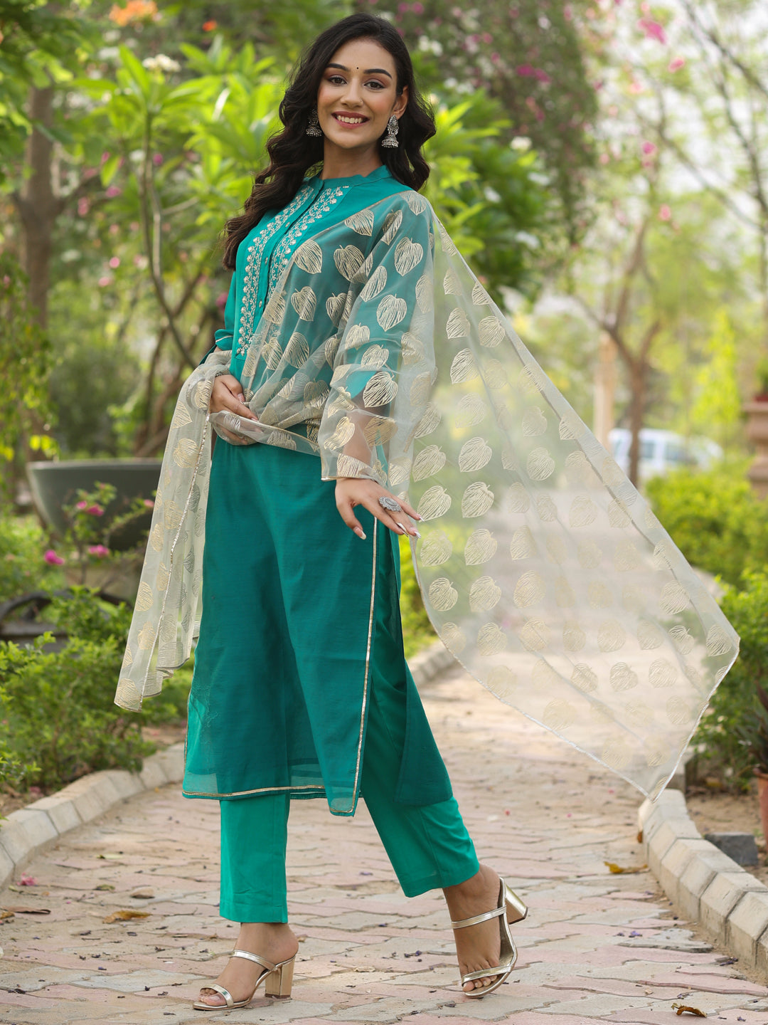 Rama Green Chanderi Embroidered Kurta With Pants And Dupatta