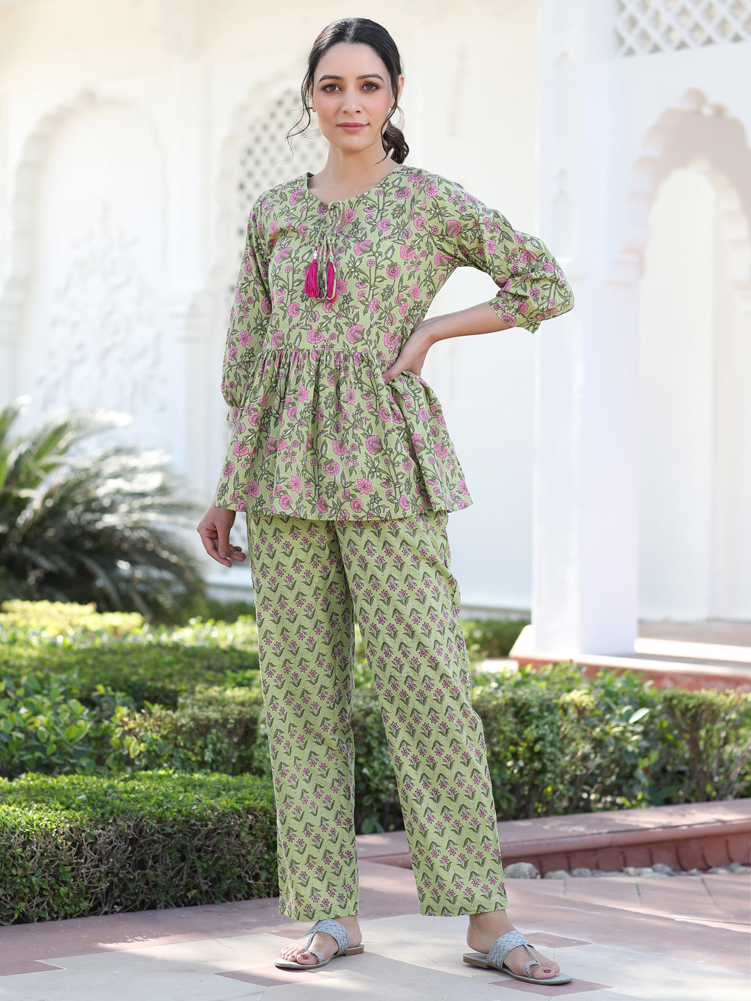 Cotton Ethnic Printed Green Lounge Wear Has Gathered Top And Pants