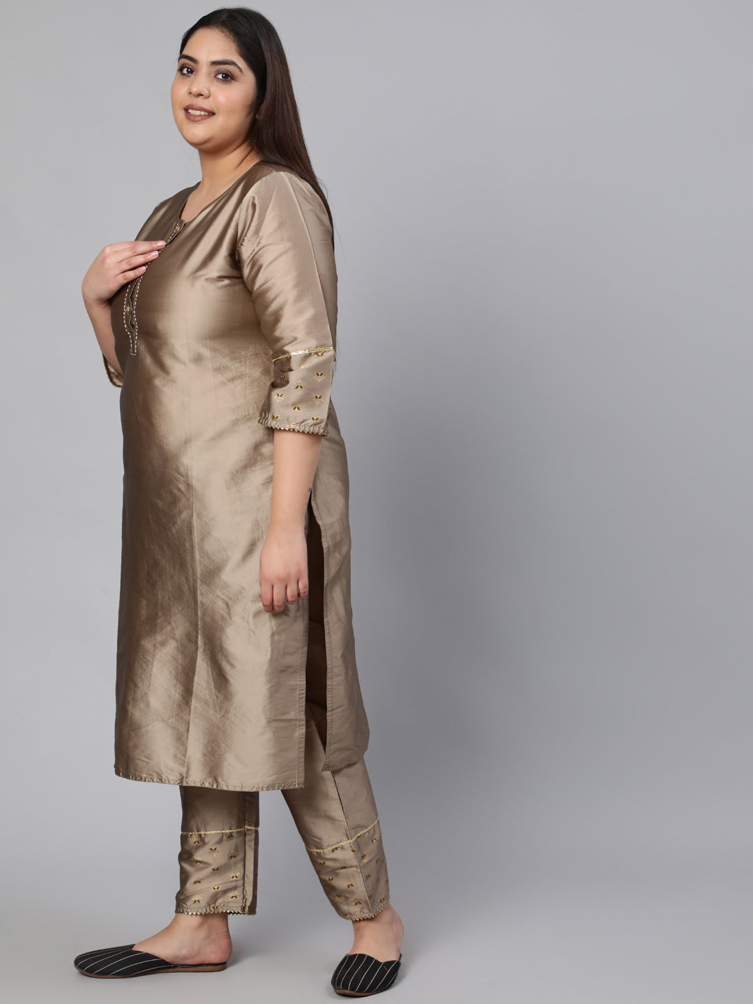 Taupe Thread Work Gold Print Silk Blend Kurta With Pant And Dupatta