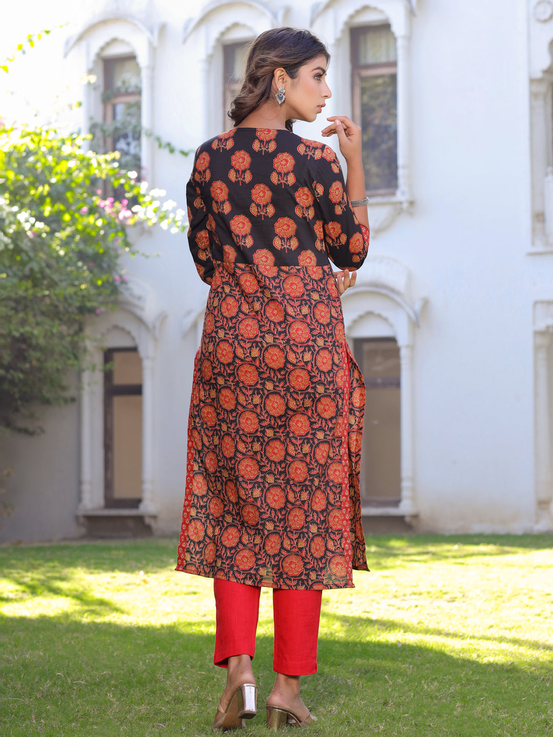 Black Printed Straight Cotton Kurta With Pants
